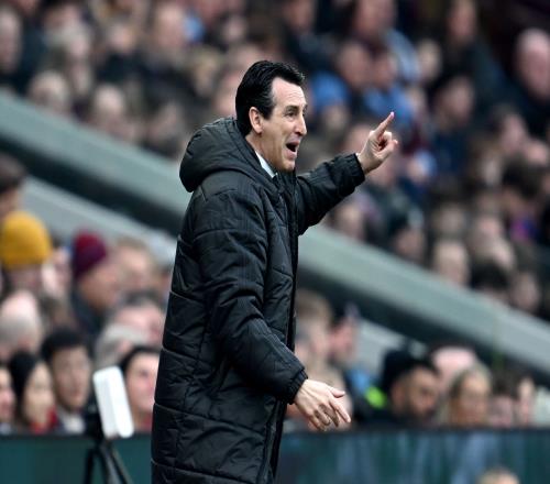 巴塞罗那右,后卫引援目,标集中,乐鱼,LeYu,乐鱼官网,乐鱼体育官网,乐鱼体育下载,乐鱼APP